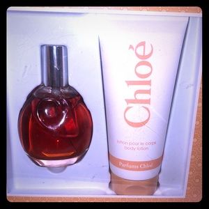 Chloe set- new in box